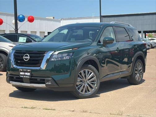 2025 Nissan Pathfinder SL FWD