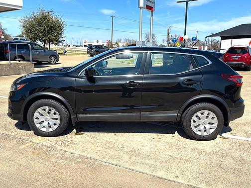 2020 Nissan Rogue Sport S