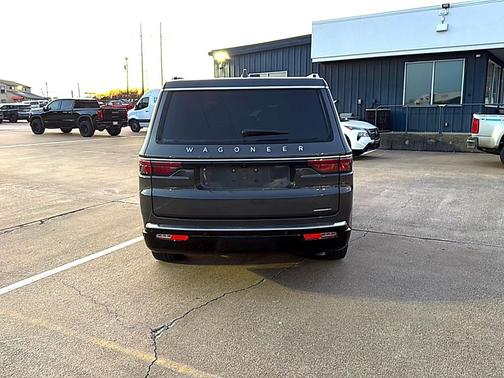 2022 Jeep Wagoneer Series I 4x2