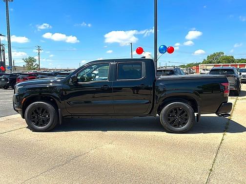 Super Black 2026 Nissan Frontier SV