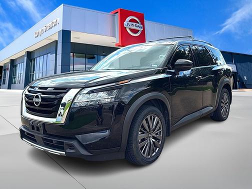 Super Black 2024 Nissan Pathfinder SL FWD