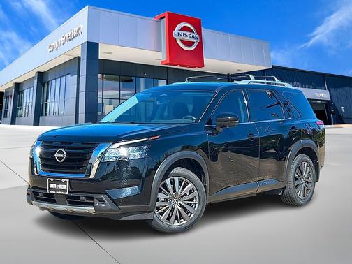Super Black 2024 Nissan Pathfinder SL FWD