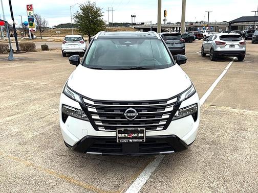 2024 Nissan Rogue Platinum