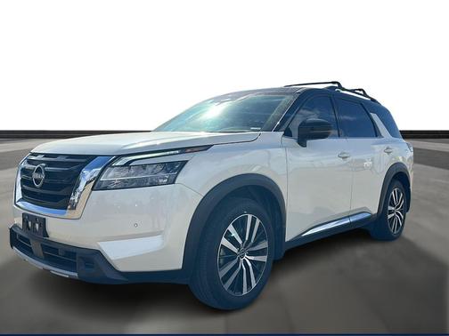 2024 Nissan Pathfinder Platinum FWD