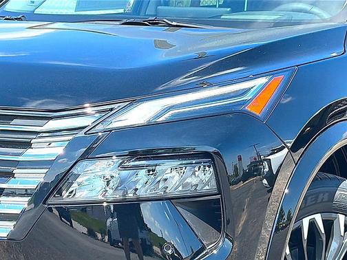 Super Black 2026 Nissan Rogue Platinum