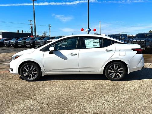 2025 Nissan Versa 1.6 SV