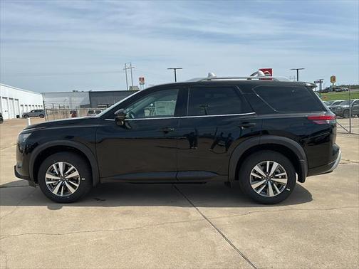 2025 Nissan Pathfinder SL FWD
