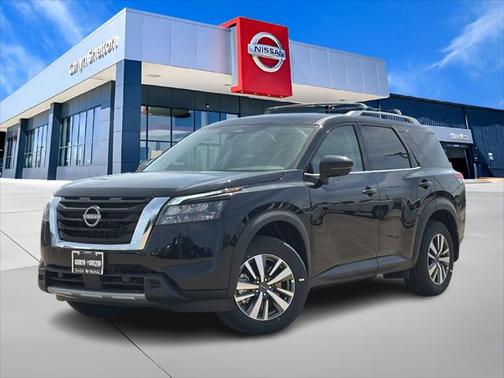 2025 Nissan Pathfinder SL FWD