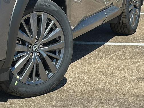 2025 Nissan Pathfinder SL FWD