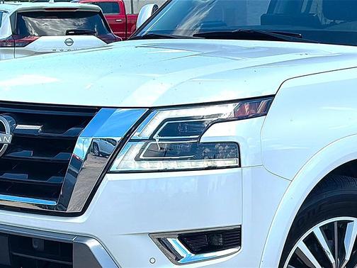 Aspen White TriCoat Pearl 2022 Nissan Armada SL 2WD