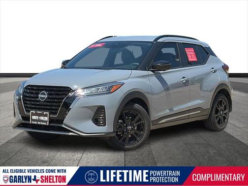 2023 Nissan Kicks SR