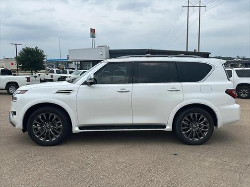 2023 Nissan Armada Platinum 2WD