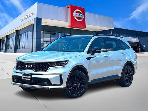 Sparkling Silver 2022 Kia Sorento SX