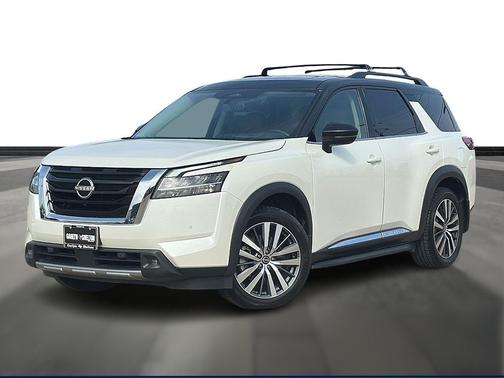 2022 Nissan Pathfinder Platinum 2WD