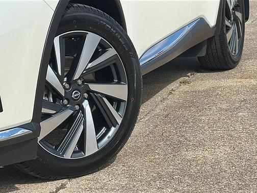 2024 Nissan Murano SL FWD