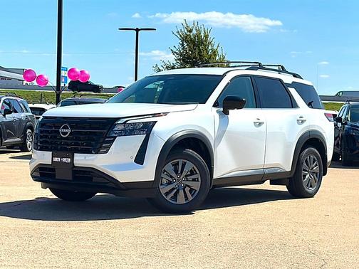 EVEREST WHT PRL 2026 Nissan Pathfinder SV