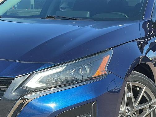 2023 Nissan Altima SR VC-Turbo FWD