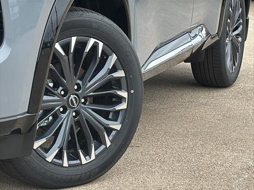 2025 Nissan Rogue Platinum