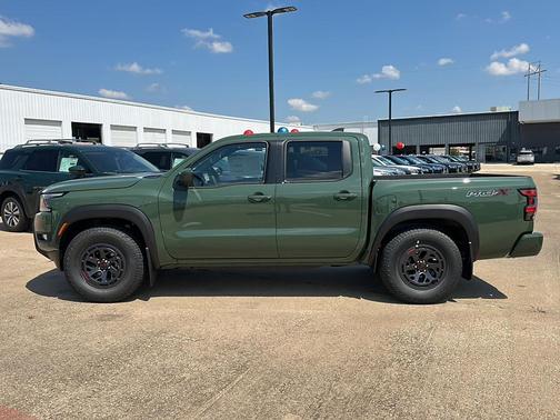 2026 Nissan Frontier PRO-X