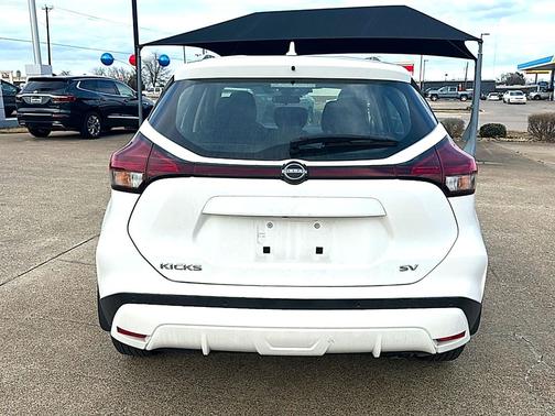 2024 Nissan Kicks SV