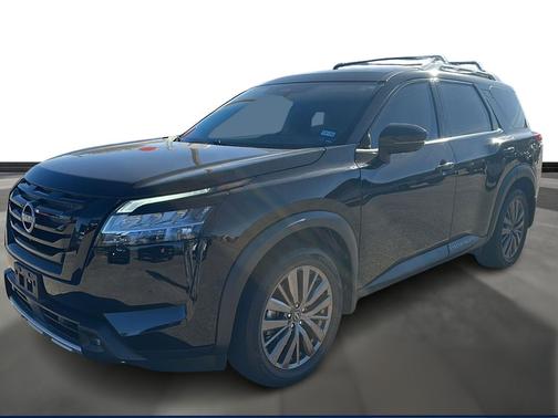 2022 Nissan Pathfinder SL 2WD