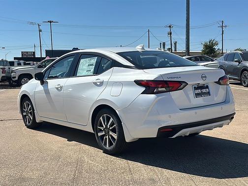 2025 Nissan Versa 1.6 SV
