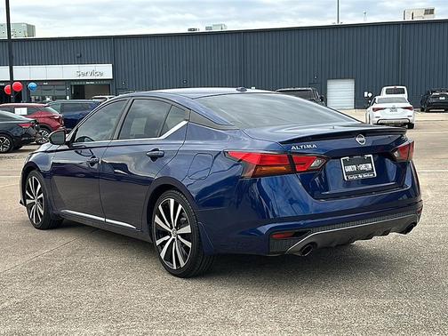 2019 Nissan Altima 2.5 SR