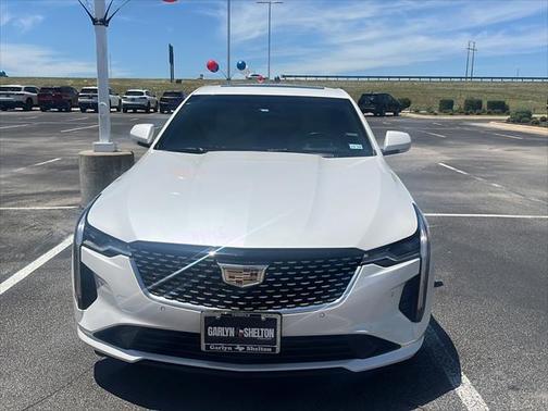 2025 Cadillac CT4 Premium Luxury RWD