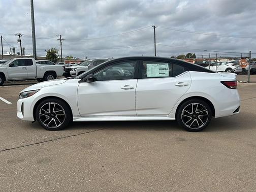 2025 Nissan Sentra SR