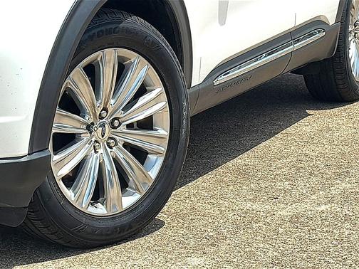 Star White Metallic Tri-Coat 2021 Ford Explorer Limited