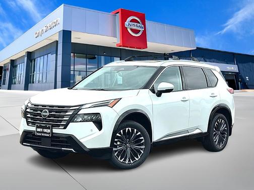 Everest White Pearl TriCoat 2026 Nissan Rogue Platinum