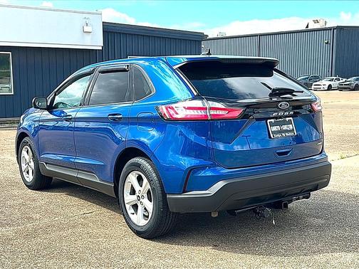 Atlas Blue Metallic 2024 Ford Edge SE