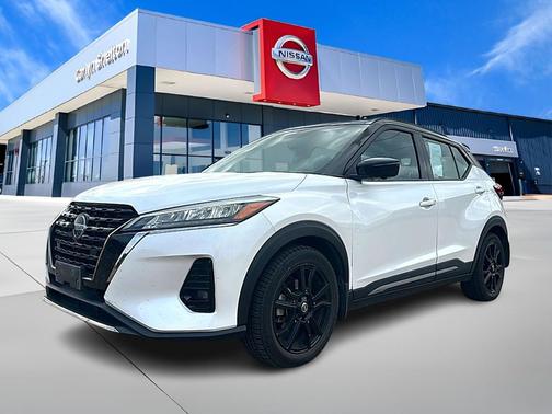 2021 Nissan Kicks SR