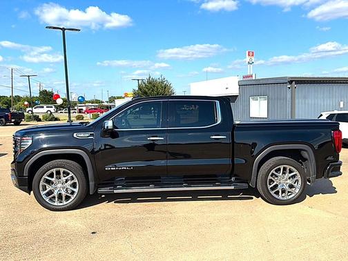 Onyx Black 2023 GMC Sierra 1500 Denali