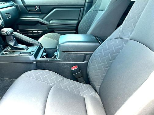Ice Cap 2025 Toyota Tacoma SR