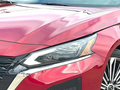 2024 Nissan Altima 2.5 SL