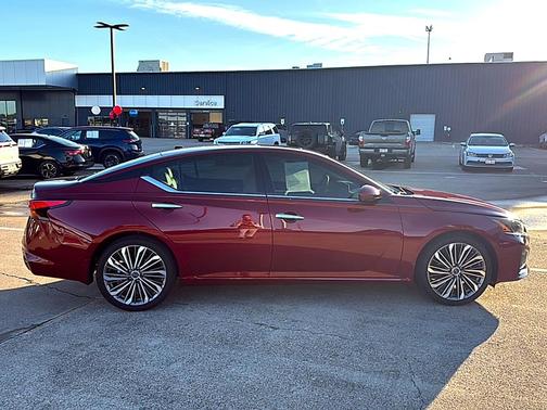 2024 Nissan Altima 2.5 SL