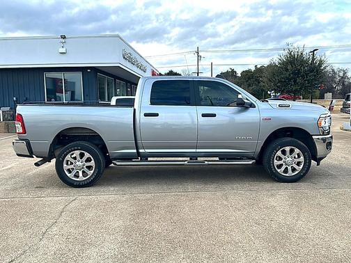 2022 RAM 2500 Lone Star Crew Cab 4x4 6'4' Box
