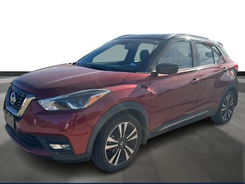 2020 Nissan Kicks SR