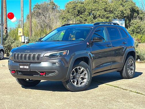 2022 Jeep Cherokee Trailhawk