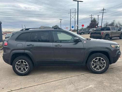 2022 Jeep Cherokee Trailhawk