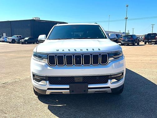 Bright White Clearcoat 2022 Jeep Wagoneer Series II 4x2