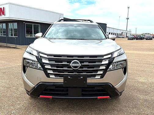 Champagne Silver Metallic 2025 Nissan Rogue Platinum
