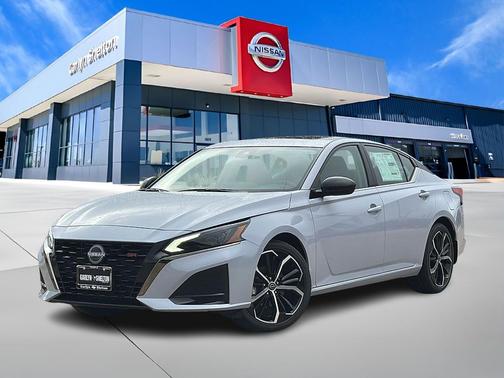 2025 Nissan Altima SR FWD