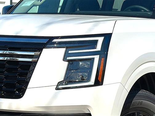 2026 Nissan Armada SV