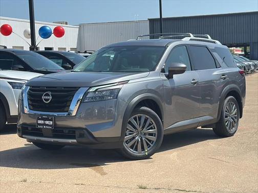 2025 Nissan Pathfinder SL FWD