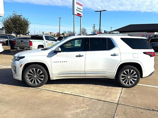 2022 Chevrolet Traverse Premier