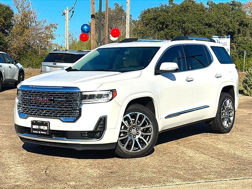2023 GMC Acadia Denali