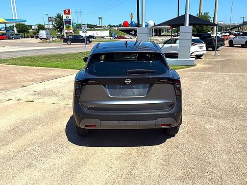 Gun Metallic 2026 Nissan Kicks S