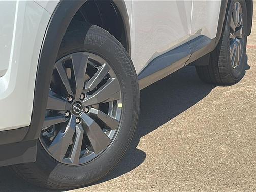 2025 Nissan Pathfinder SV FWD